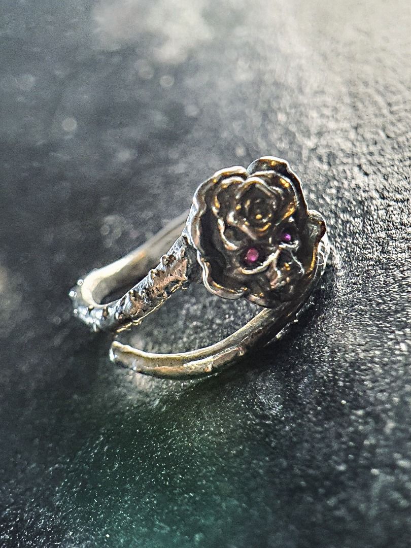 Dainty rose ring sale