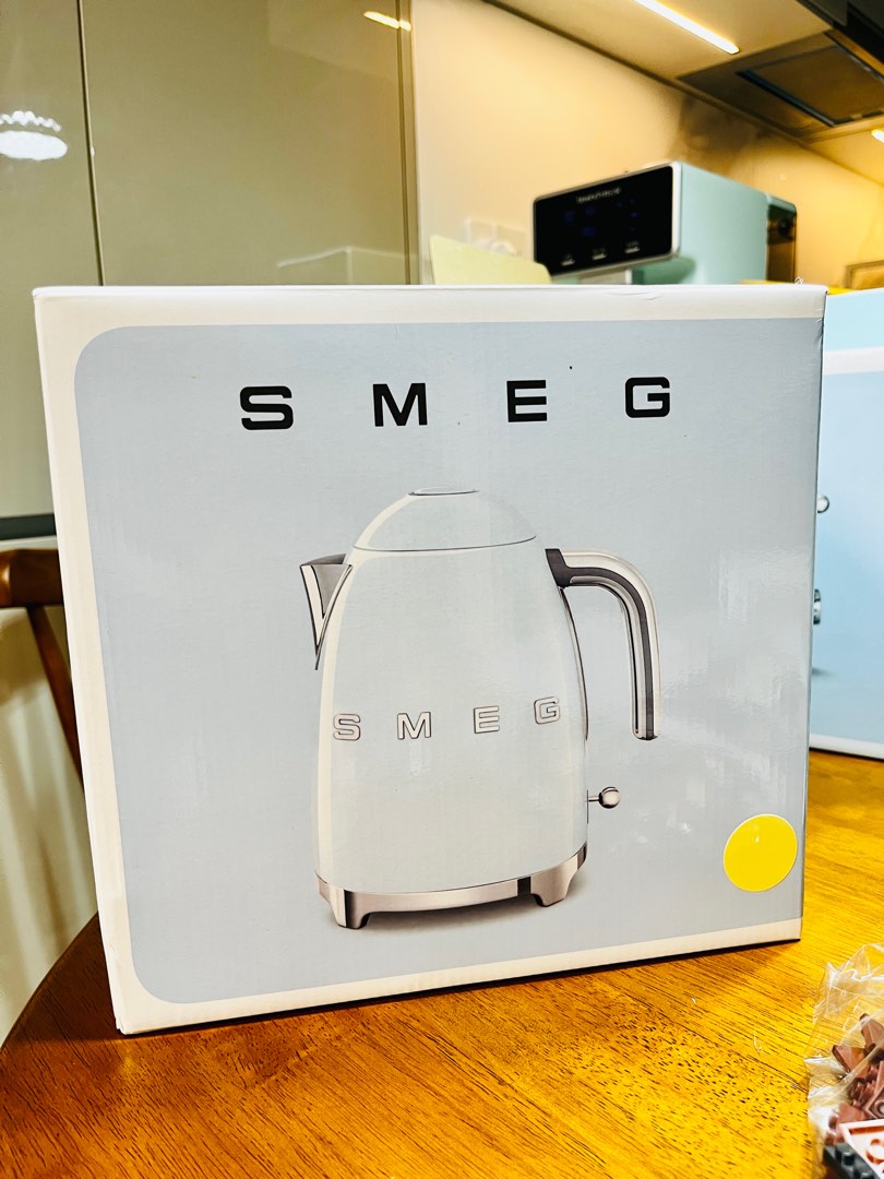 SMEG kettle, TV & Home Appliances, Kitchen Appliances, Kettles