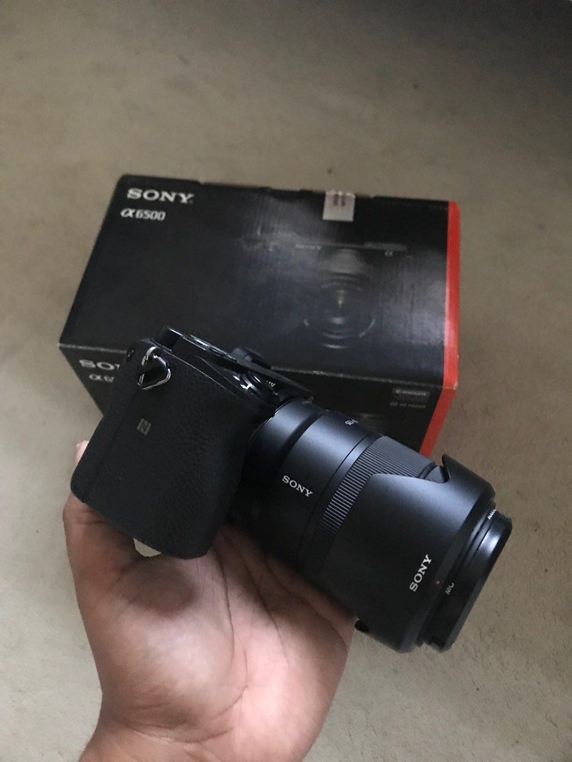 Sony A6500 with Lens Sc2K, Photography, Cameras on Carousell