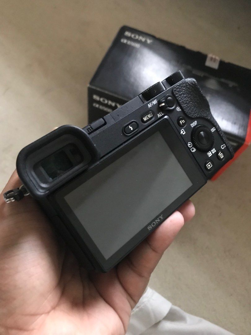 Sony A6500 with Lens Sc2K, Photography, Cameras on Carousell