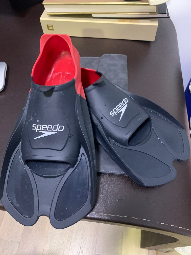 Speedo bio fuse fins, Sports Equipment, Sports & Games, Water Sports on