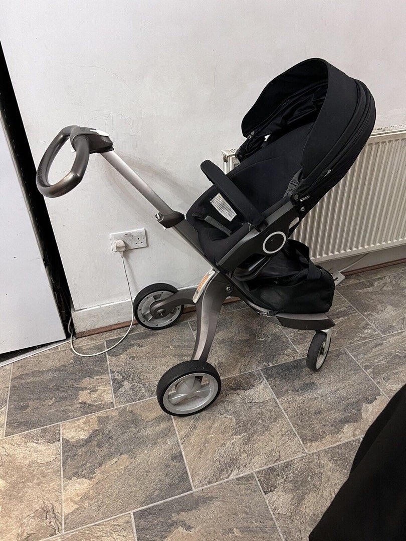 Stokke Xplory V4 stroller, Babies & Kids, Going Out, Strollers on Carousell