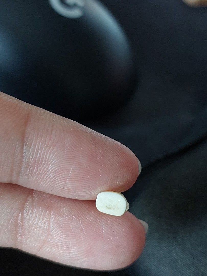 Tao wesuwan roop aj aod wat don keaw, Hobbies & Toys, Memorabilia ...