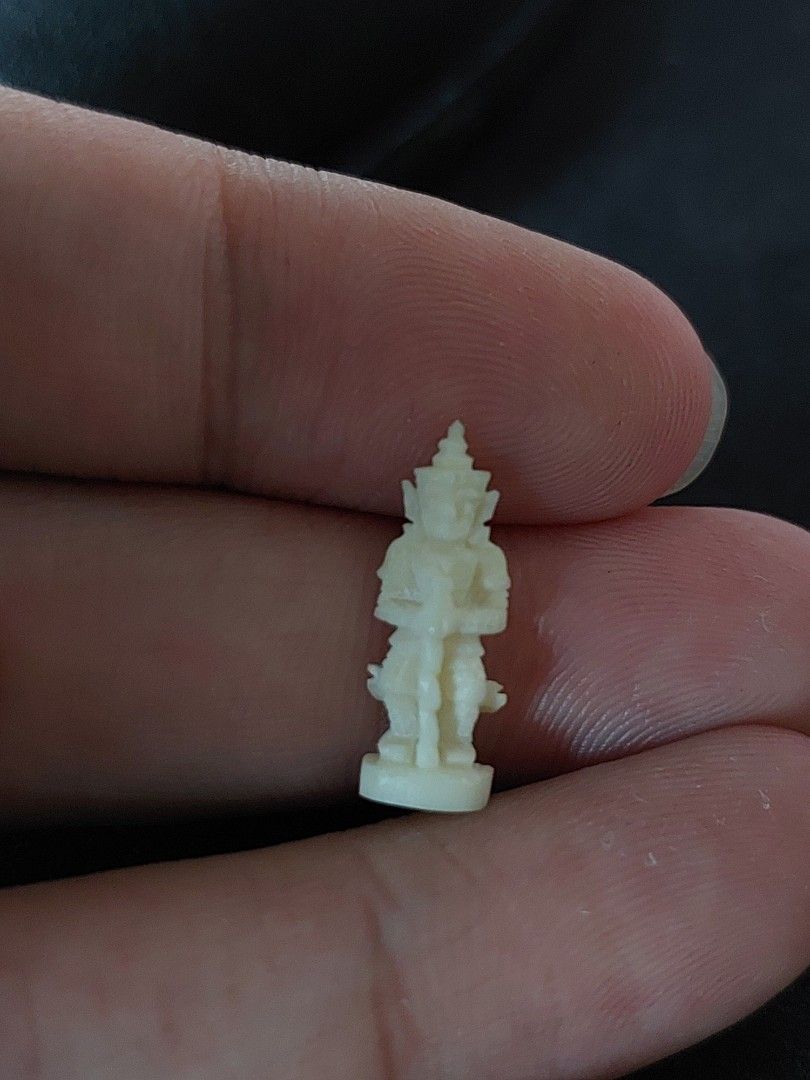 Tao wesuwan roop aj aod wat don keaw, Hobbies & Toys, Memorabilia ...