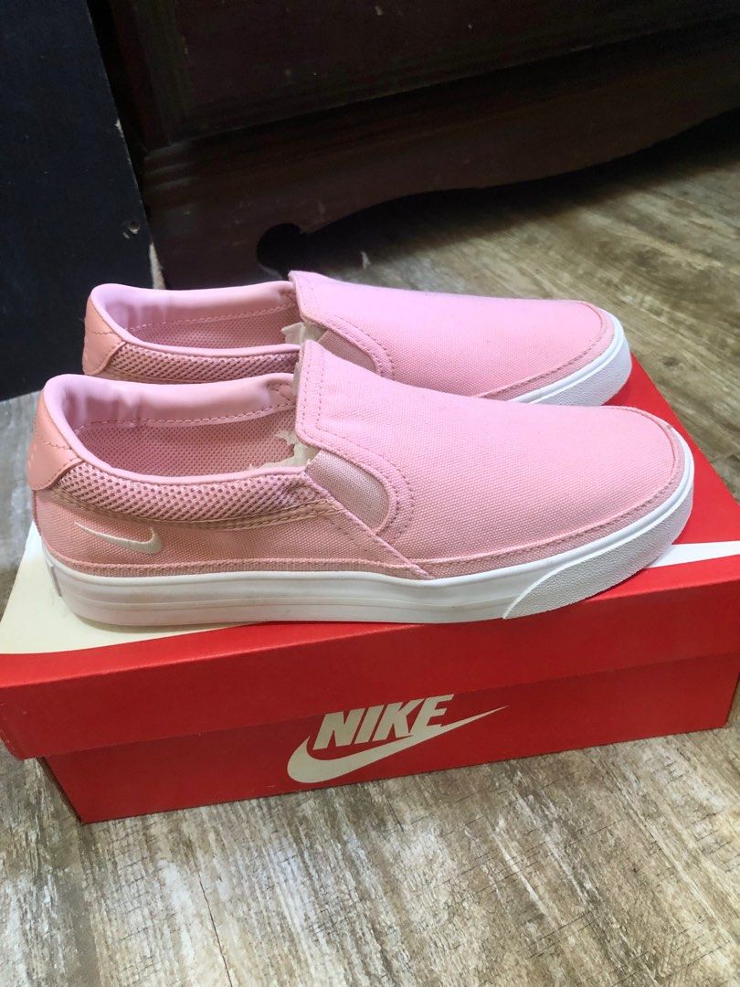 WMS Nike court legacy slp on Carousell