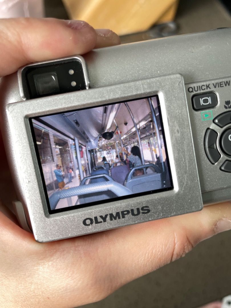 y2k olympus c350 zoom CCD digicam, Photography, Cameras on Carousell