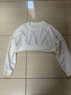 短板白色上衣
