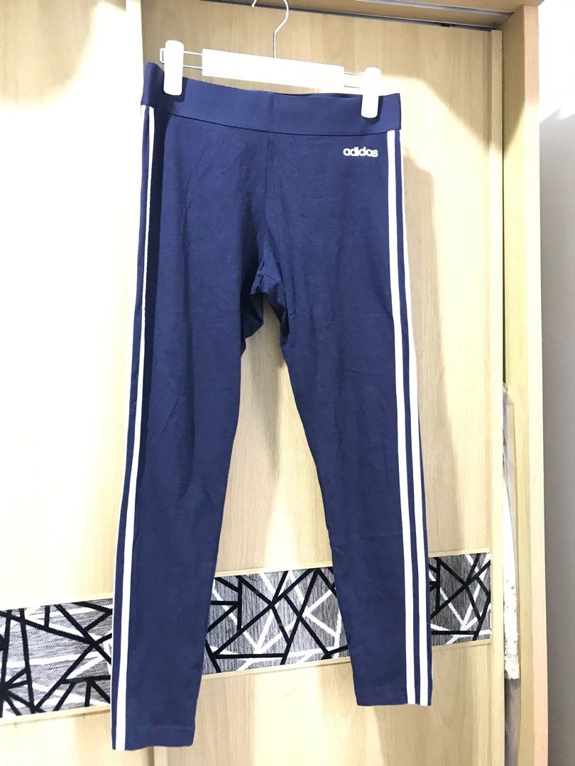 womens navy blue nike leggings