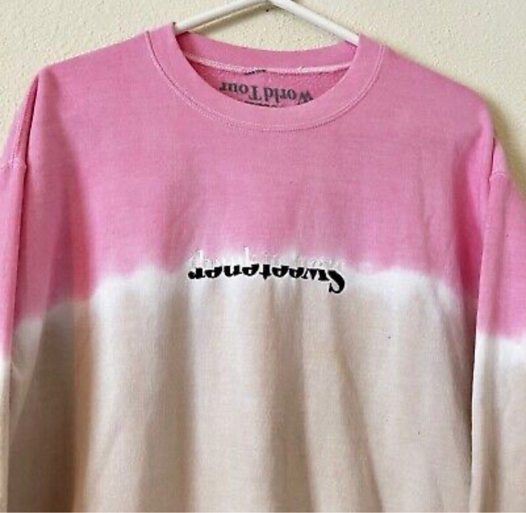 Sweetener tour split crewneck sales