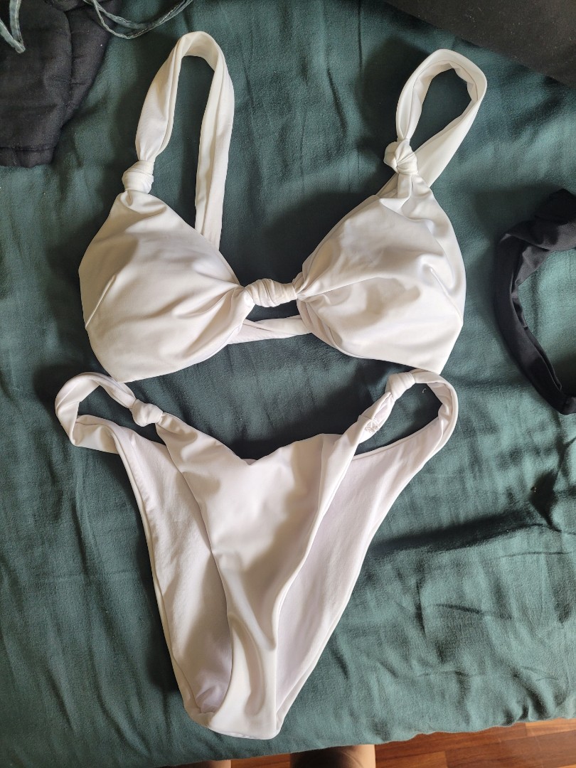 H&M Super Push-up Bikini Set Top & Bottom (S size), Women's Fashion,  Swimwear, Bikinis & Swimsuits on Carousell