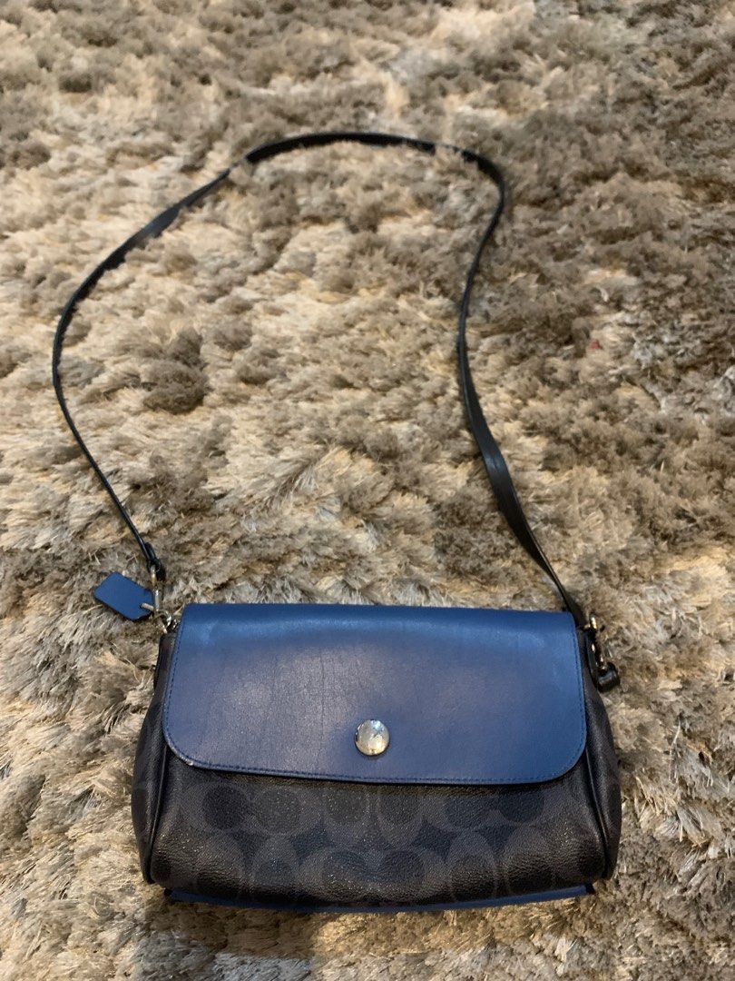 Coach reversible sling bag hotsell