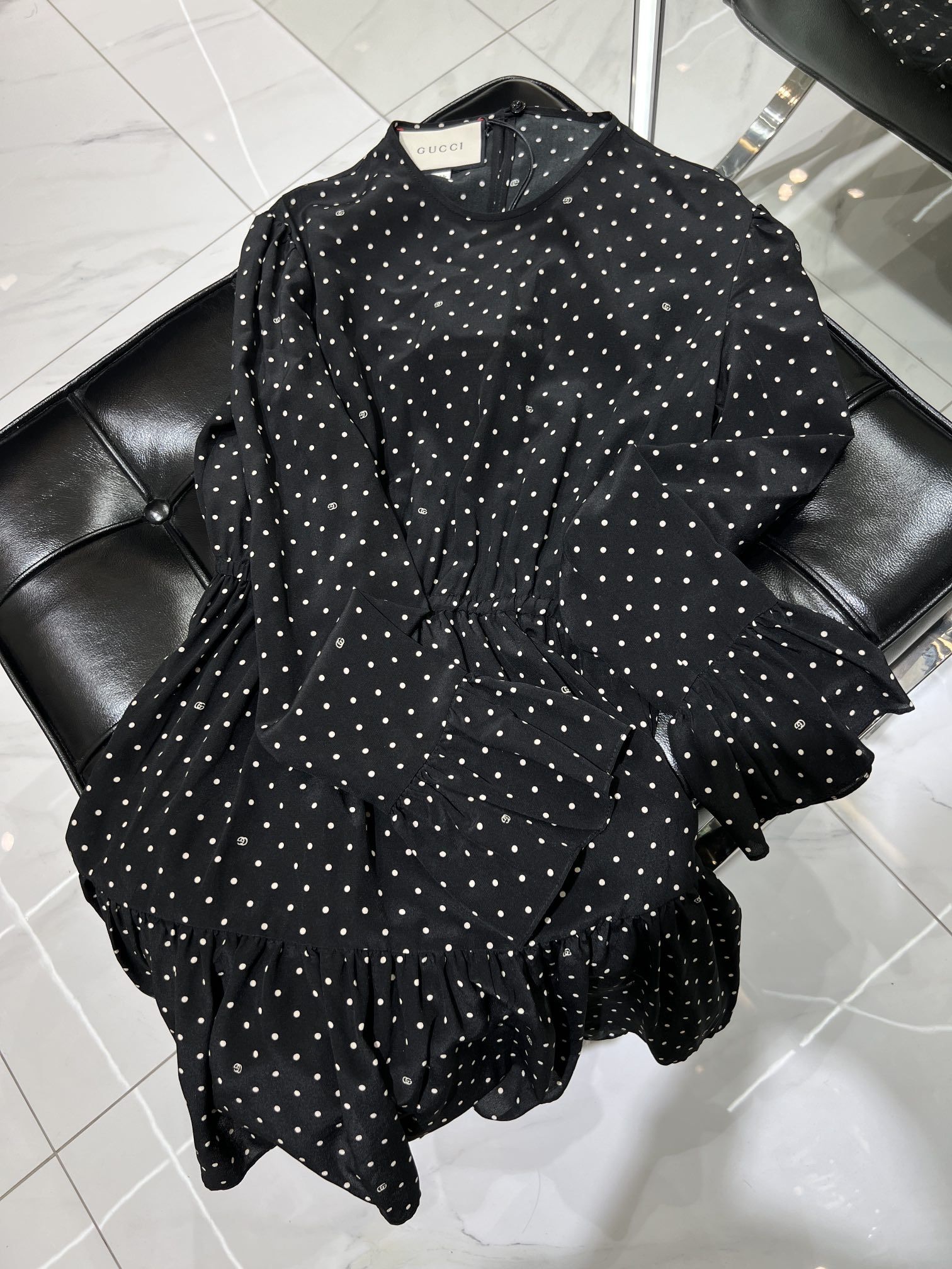 Authentic gucci Polka Dot Silk Dress Women s Fashion Dresses