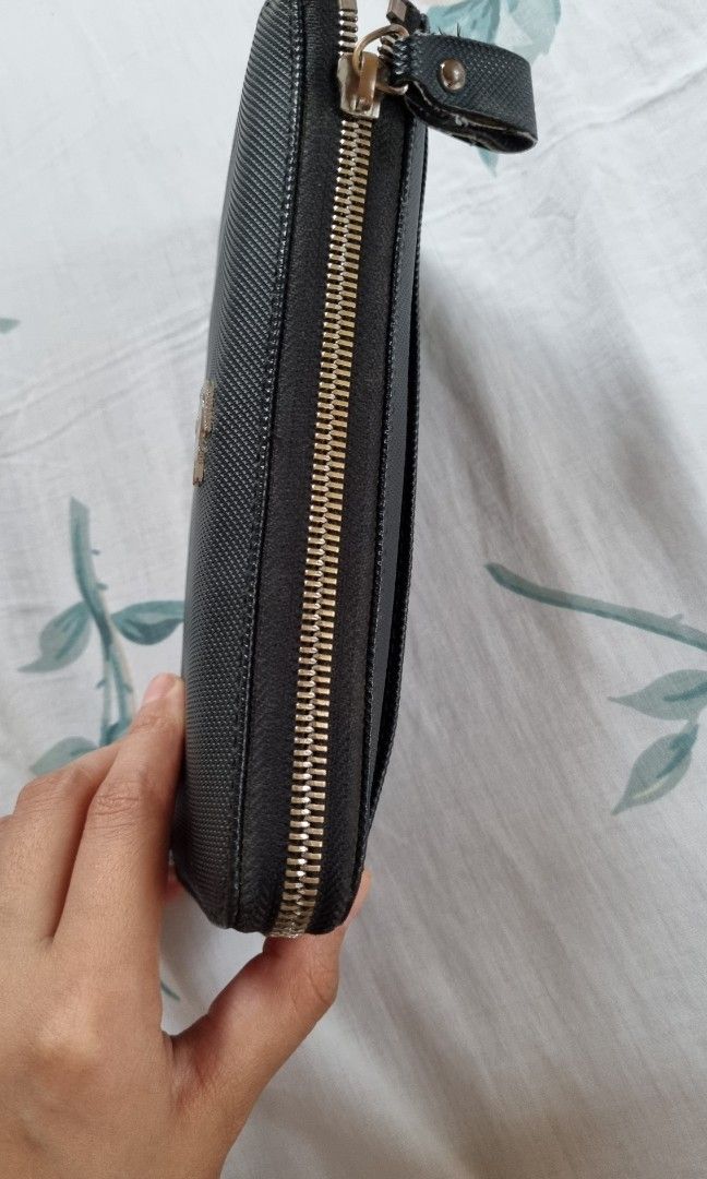 Authentic LACOSTE black wallet on Carousell