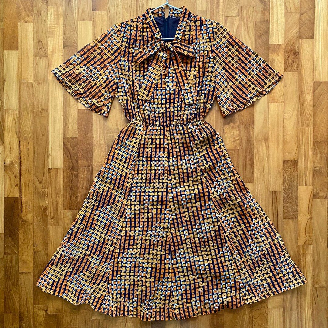 authentic vintage retrolicious florals dress