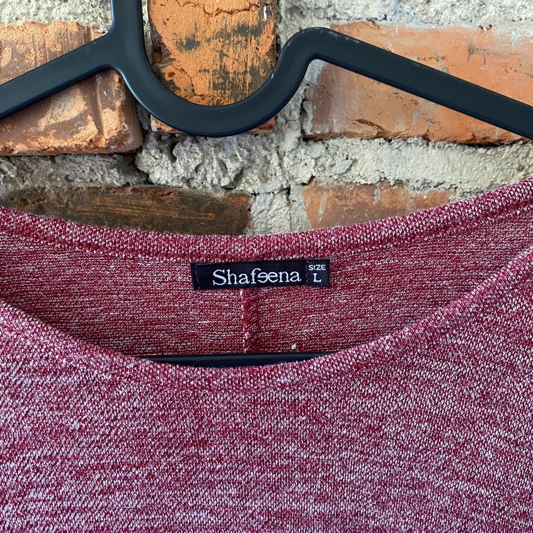 Baju lengan panjang, Fesyen Wanita, Pakaian Wanita, Atasan di Carousell