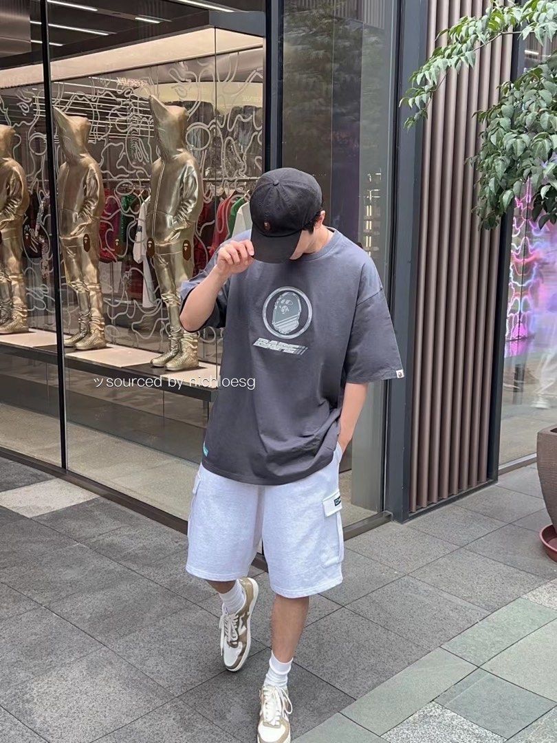 BAPE POCKET WIDE FIT SWEAT SHORTS, Men's Fashion, Bottoms