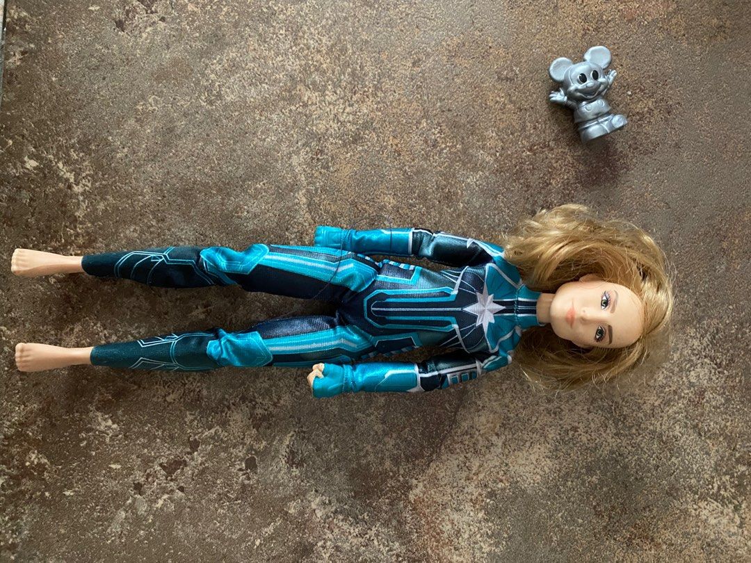 Captain marvel clearance barbie doll
