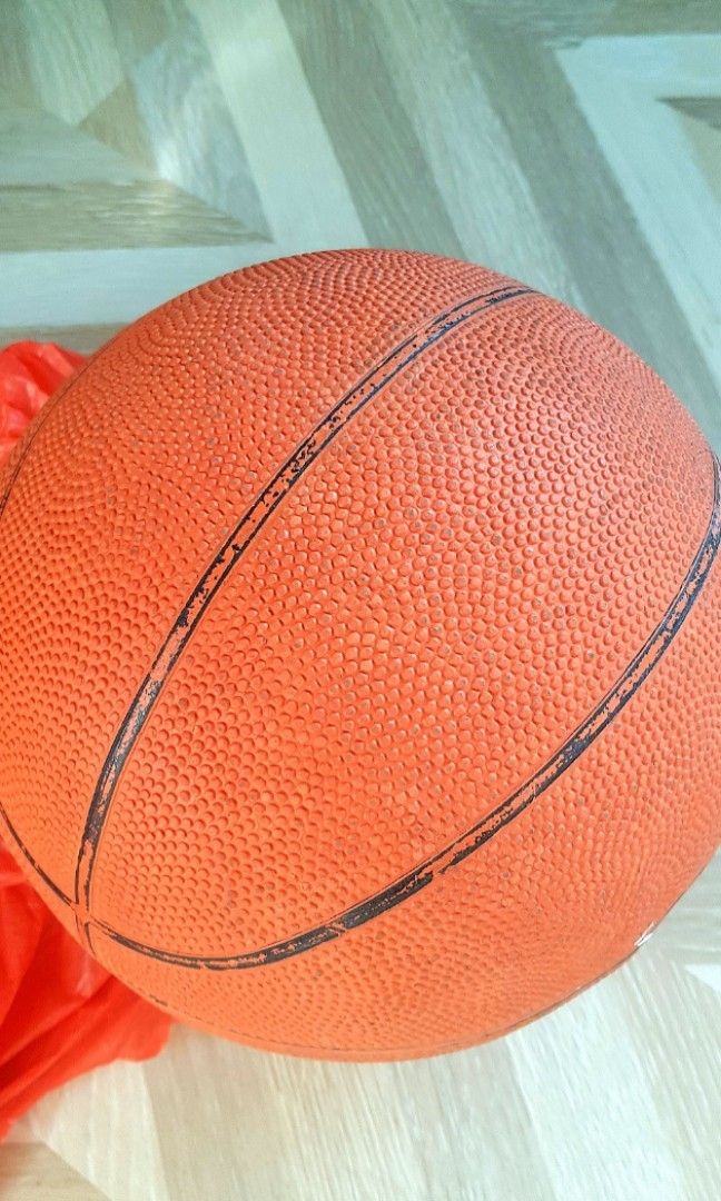 Basketball Ball, Sports Equipment, Sports & Games, Racket & Ball Sports