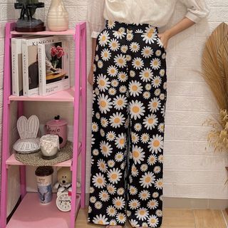 Black Daisy Flower High Waist Cullote Pants Celana Panjang Kulot Hitam Floral Import Bangkok BKK Preloved