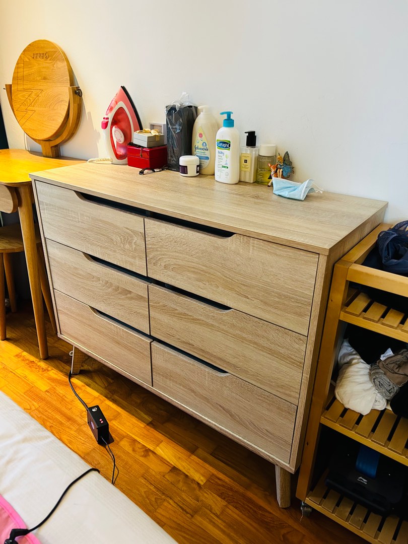 Wordrobes, Furniture & Home Living, Furniture, Shelves