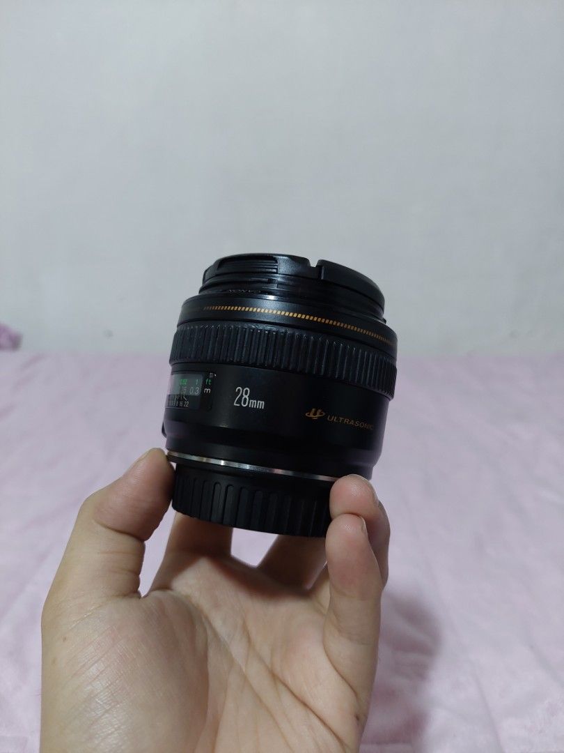 Canon 28mm f/1.8 USM, Photography, Lens & Kits on Carousell