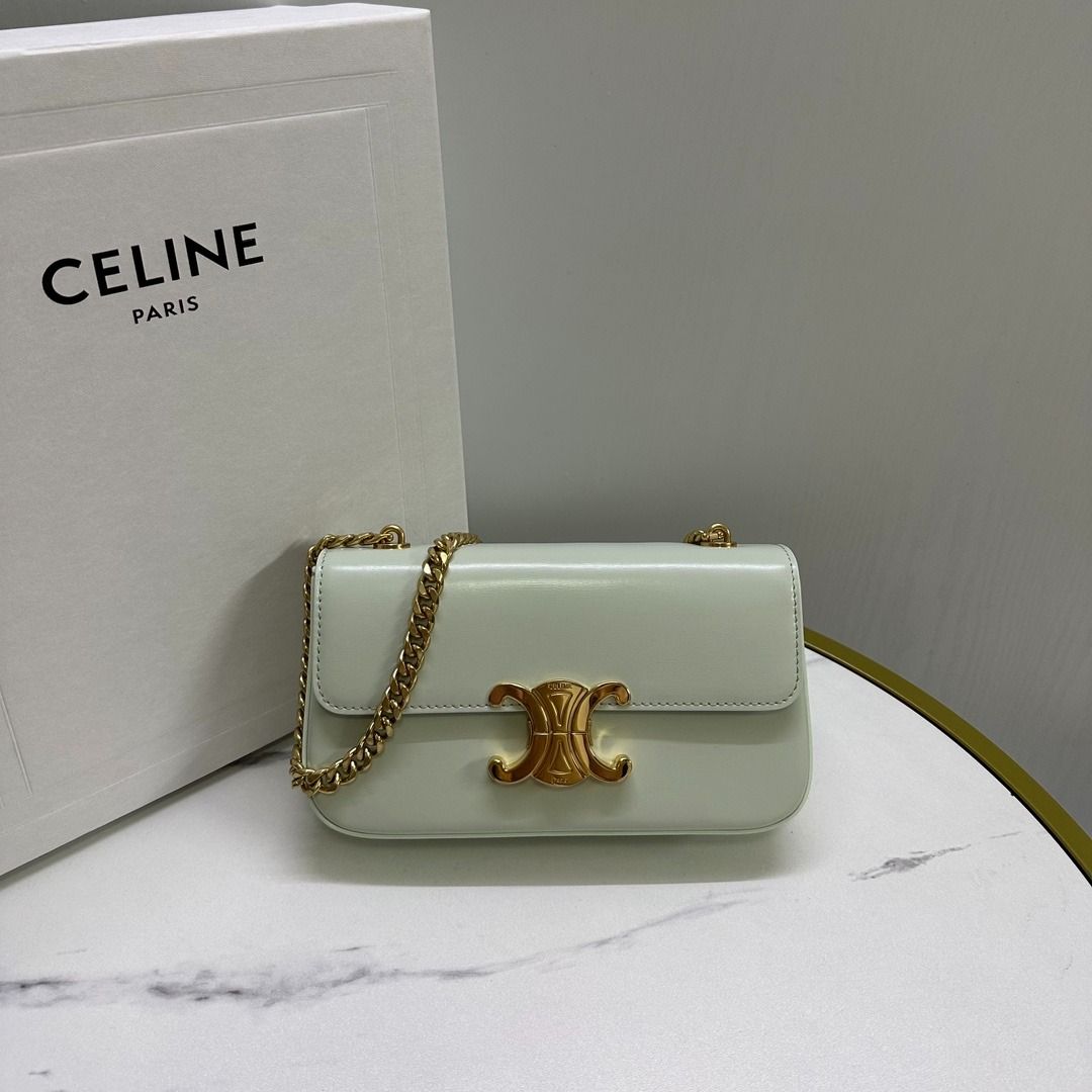 CELINE CHAIN SHOULDER BAG TRIOMPHE IN SHINY CALFSKIN