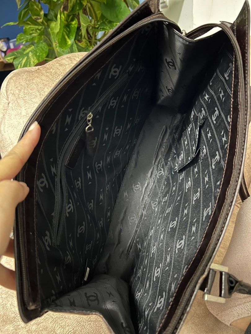 Chanel Shoulder tote, Luxury, Bags & Wallets on Carousell