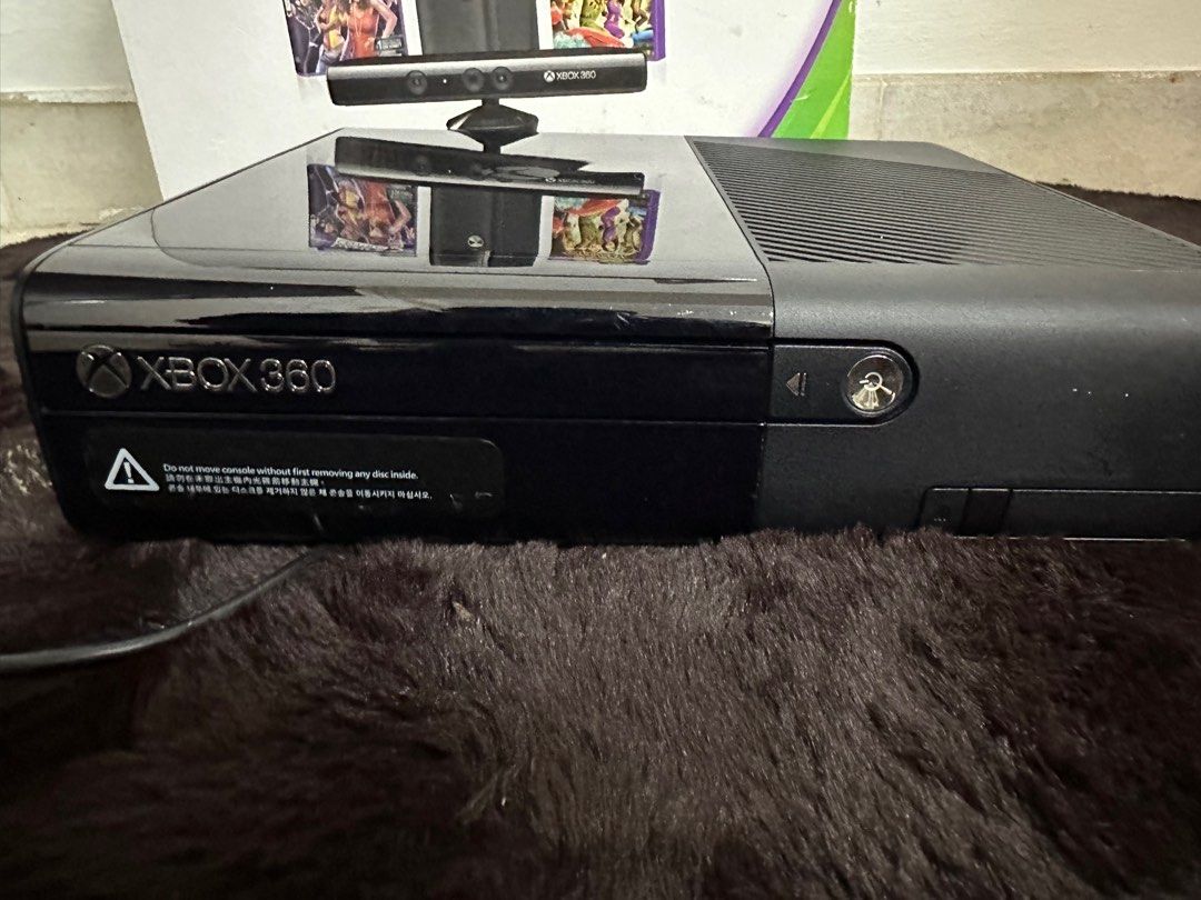 Clean Xbox 360E, Video Gaming, Video Games, Xbox on Carousell