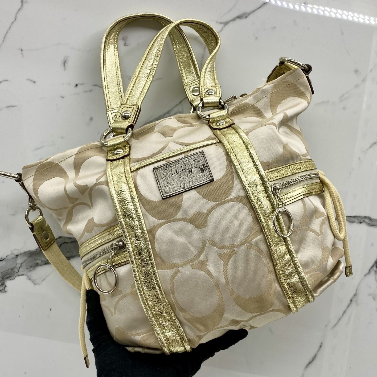 COACH 14843 BEIGE AND GOLD CANVAS TOTE 2WAY SHOULDER BAG 237008863 WE