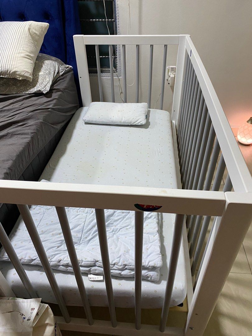 Comfy baby cot Ciak, Babies & Kids, Baby Nursery & Kids Furniture