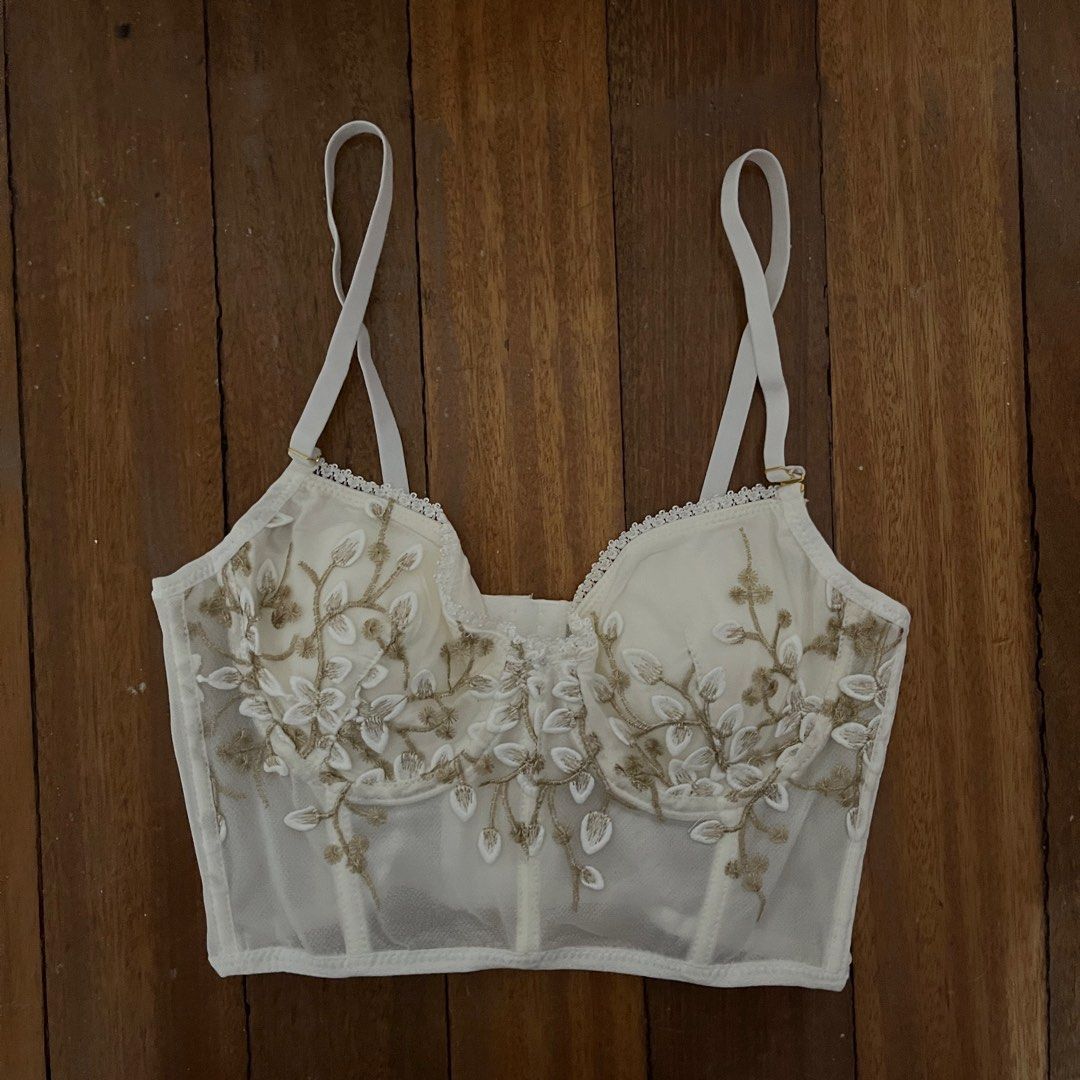 Corset Top (Category: Others Tops) located in San Juan City. Submitted by bjonka (Listing ID 1234840027, Image 2). Description: BOTH: ₱575 INDIVIDUAL: ₱300 ***BLACK IS SOLD*** — RFS: bought this on TikTok Shop but doesn’t fit me 🥲 Original price is ₱349 Condition: in mint condition, with packaging and tag .