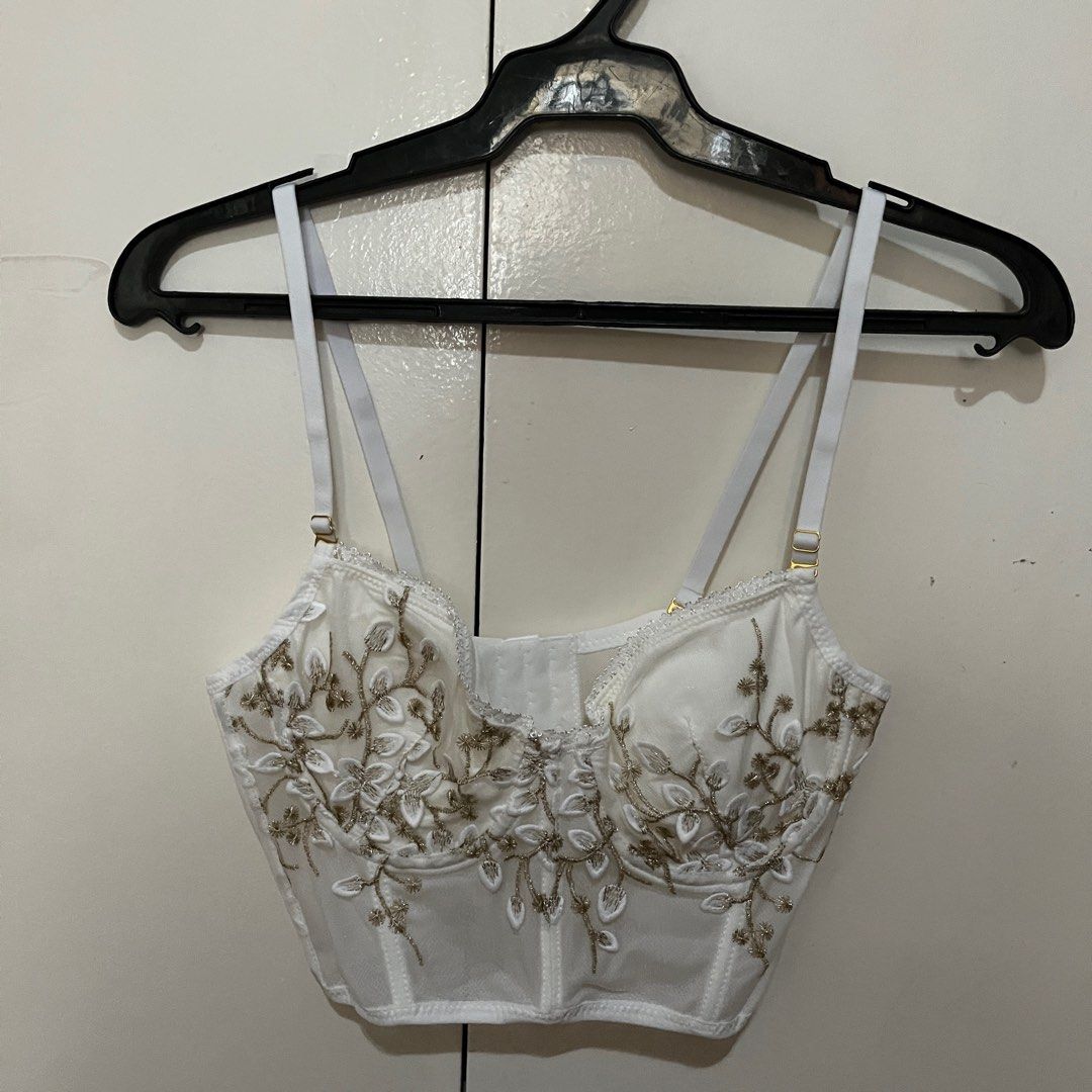 Corset Top (Category: Others Tops) located in San Juan City. Submitted by bjonka (Listing ID 1234840027, Image 3). Description: BOTH: ₱575 INDIVIDUAL: ₱300 ***BLACK IS SOLD*** — RFS: bought this on TikTok Shop but doesn’t fit me 🥲 Original price is ₱349 Condition: in mint condition, with packaging and tag .