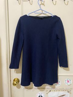 Cos 藏藍色羊毛長袖