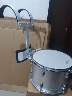 Davis Marching Snare with Harness/Carrier Silver 14"x10"