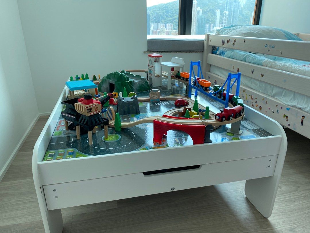 Elc big city hotsell train table