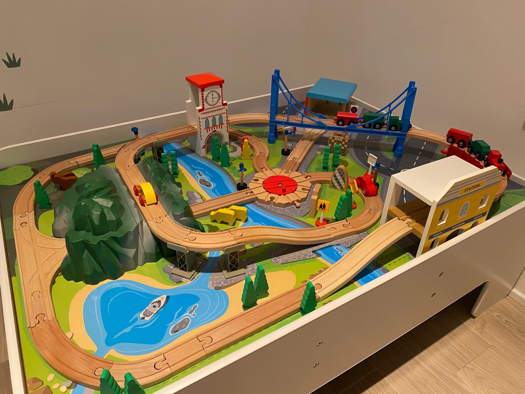 Big city discount wooden train table