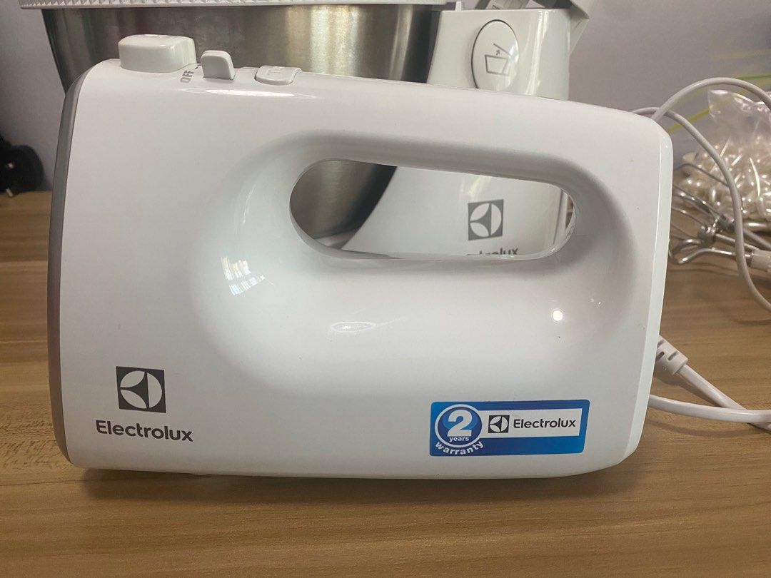 Electrolux ehsm3417 stand mixer, TV & Home Appliances, Kitchen