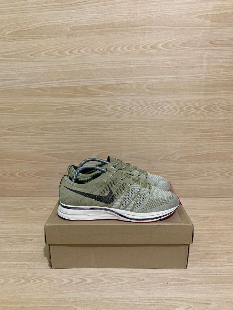 flyknit olive green