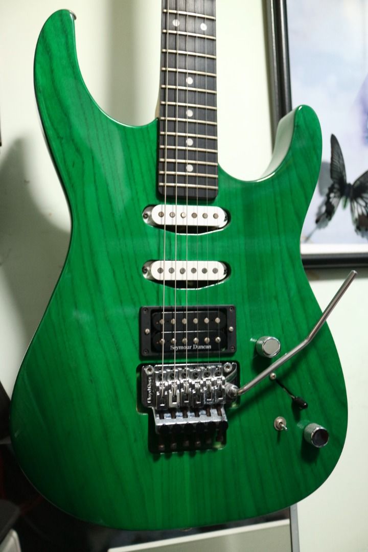 G&L Invader GREEN USA w/Floyd Rose, 興趣及遊戲, 音樂、樂器& 配件