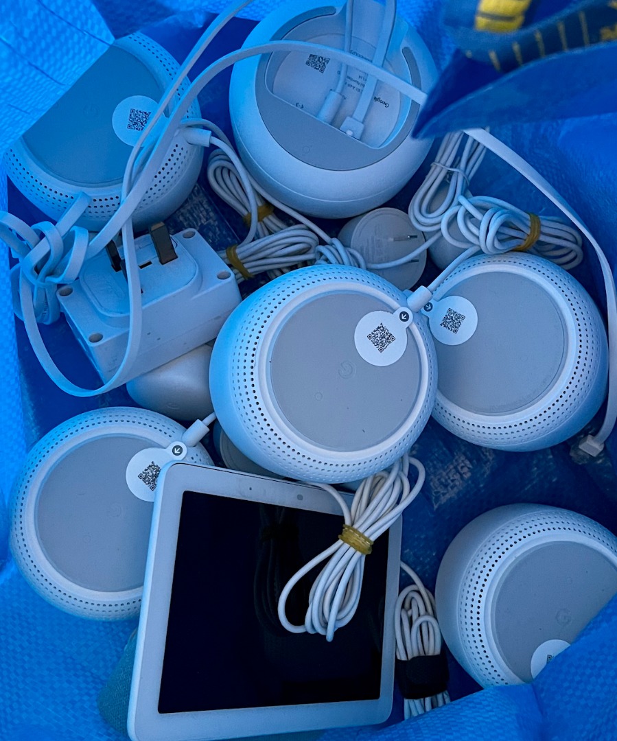 Google Nest Wifi Point + 5 addon Points + Nest Hub, Computers & Tech