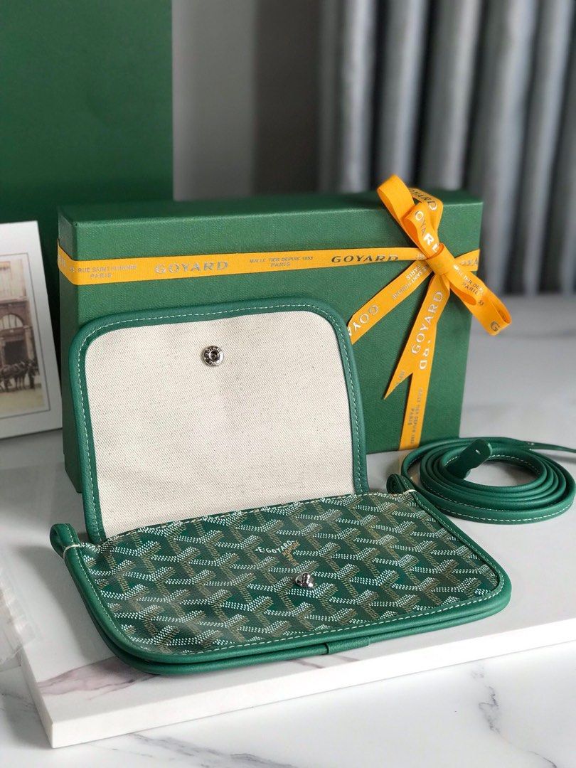 💚Goyard Plumet Crossbody Bag in Green, Women's Fashion, Bags & Wallets,  Cross-body Bags on Carousell