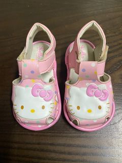 Hello Kitty 涼鞋13.5
