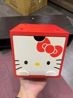 Hello kitty 收納盒