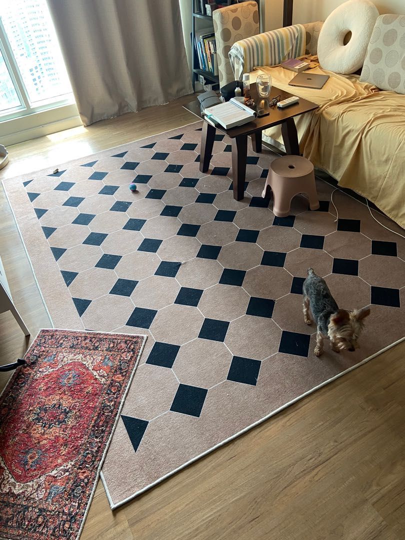 High quality Loop pile carpet 180/250c m, Furniture & Home Living, Home