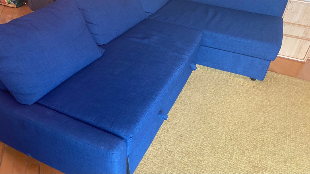 IKEA Sofa cum bed for sale with rug FREE, 傢俬＆家居, 傢俬, 梳化 Carousell