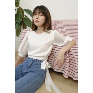 Its Ninette Broken White Side Tied Bow Ribbon Top Crop Blouse Preloved Korean Style