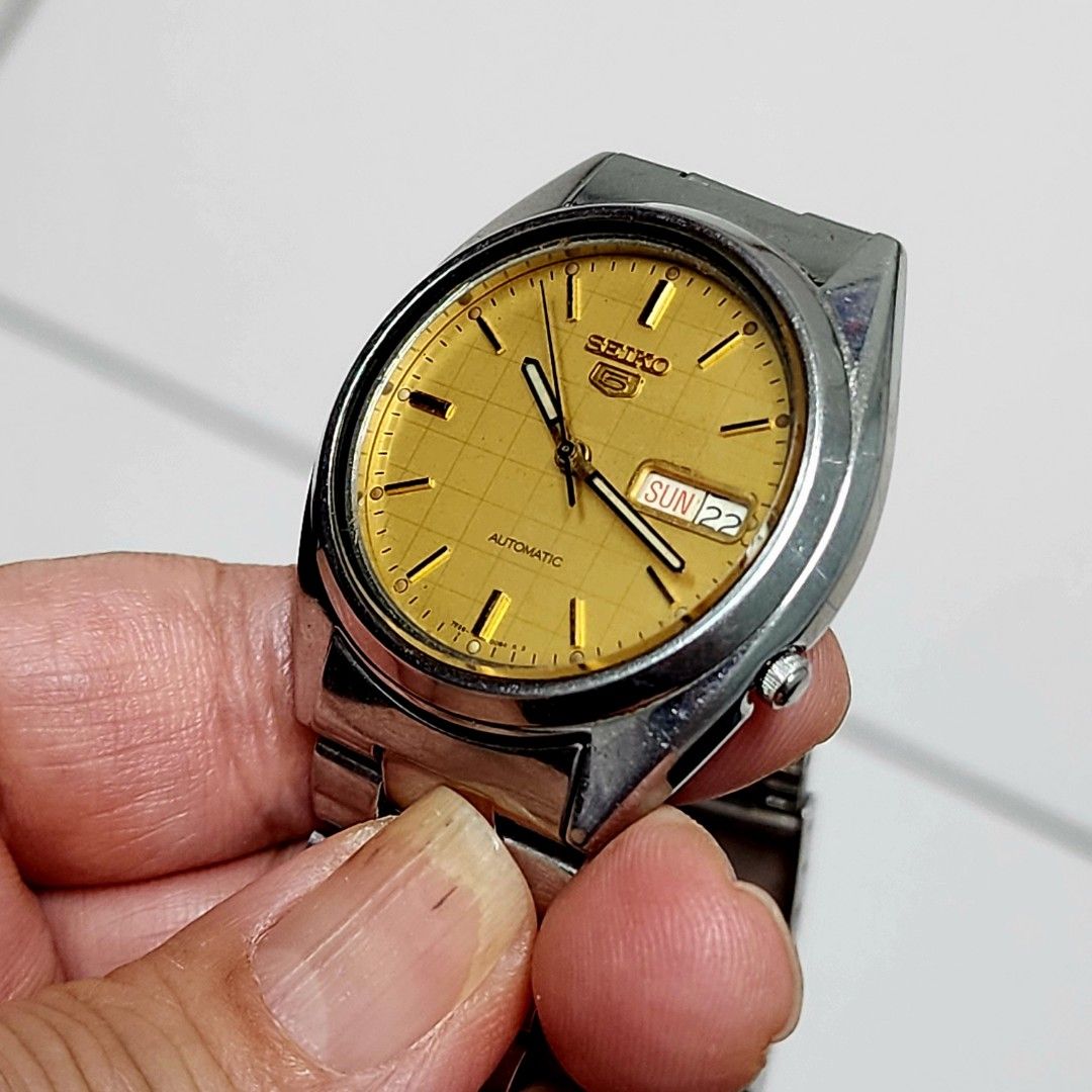 Jam merk seiko 5 deals