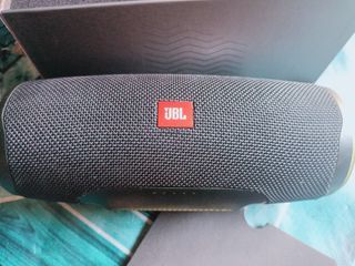 JBL CHARGE 4 PARTS. DM YOUR NEED NA PARTS.
