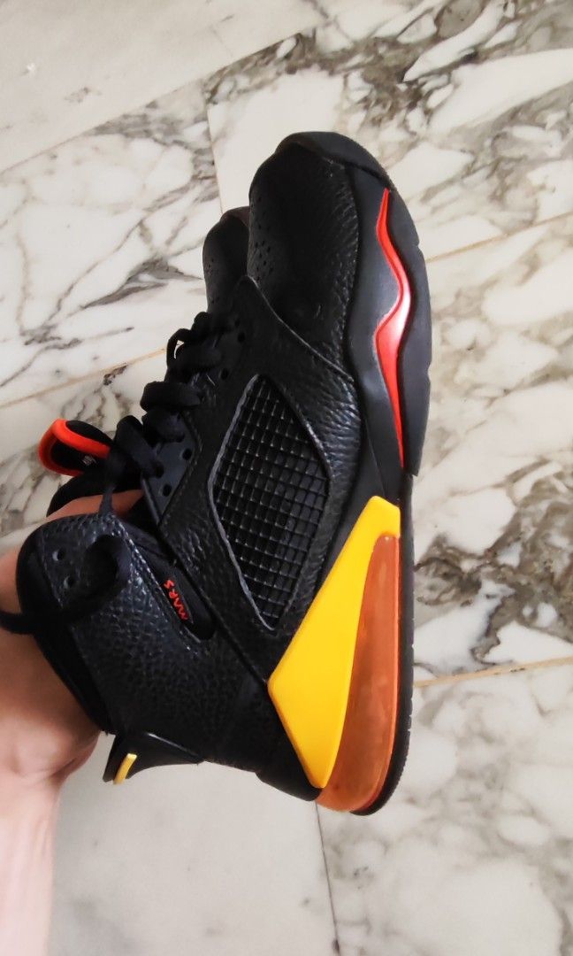 270 mars jordans