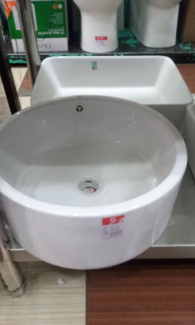 Lavatory sink with fittings on Carousell